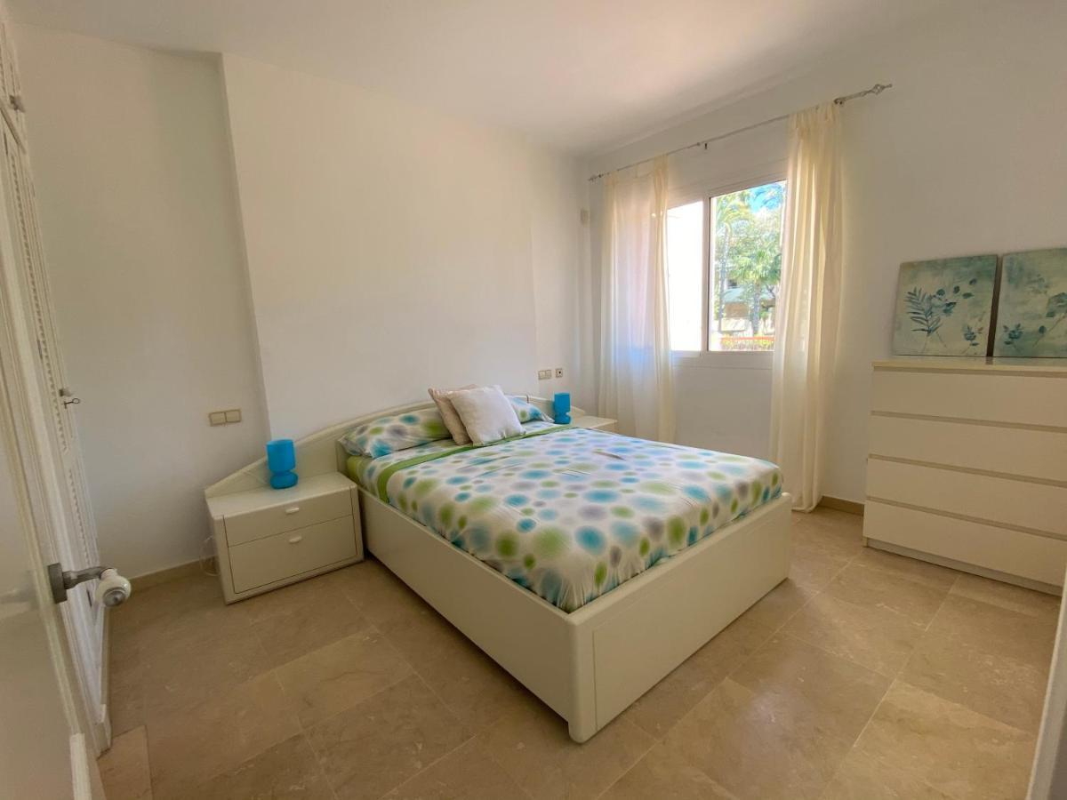 Apartamento con piscina ,playa con vistas panorámicas en la Marina de Sotogrande São Roque Exterior foto