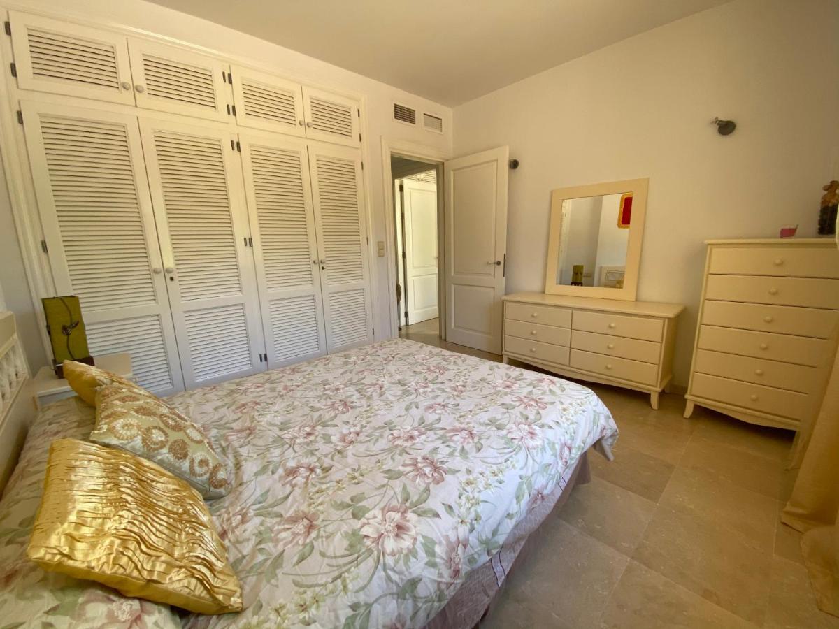 Apartamento con piscina ,playa con vistas panorámicas en la Marina de Sotogrande São Roque Exterior foto